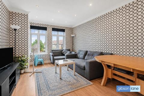 2 bedroom flat to rent, Albany Park Road, Kingston Upon Thames KT2