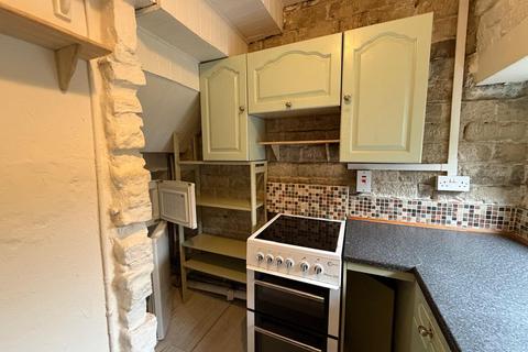 2 bedroom terraced house to rent, The Green, Micklethwaite, Bingley, West Yorkshire, UK, BD16