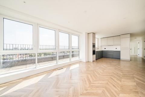 2 bedroom flat to rent, Heritage Walk, Kingston Upon Thames KT1