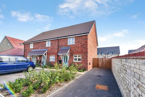 2 bedroom end of terrace house for sale, Cranbrook Close, Patterdown, Chippenham