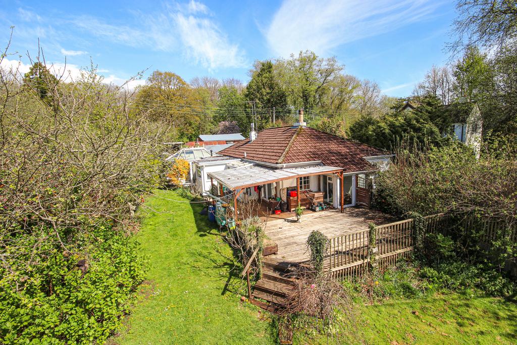Basics Devon Charmouth Road, Axminster, Devon, EX13 3 bed bungalow for sale - £550,000
