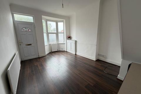 3 bedroom house to rent, Duxbury Road, Leicester, Leicestershire