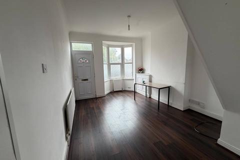 3 bedroom house to rent, Duxbury Road, Leicester, Leicestershire