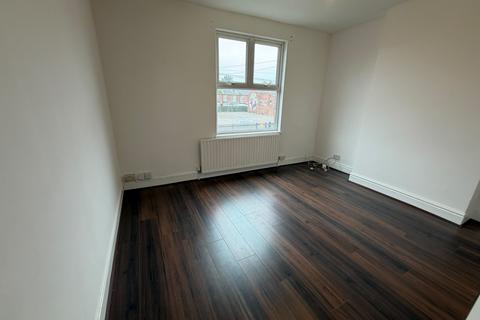 3 bedroom house to rent, Duxbury Road, Leicester, Leicestershire