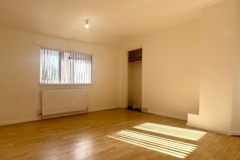3 bedroom terraced house to rent, Coleman Road, Leicester, LE5