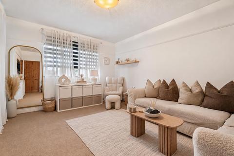 2 bedroom apartment for sale, Ringstead Road, Sutton