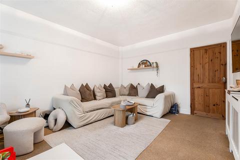 2 bedroom apartment for sale, Ringstead Road, Sutton