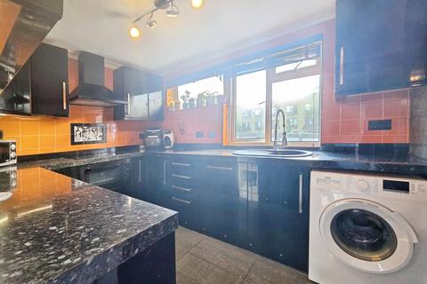 2 bedroom apartment for sale, Deepdale, Bracknell, Berkshire