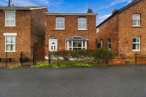 2 bedroom detached house for sale, Dukes Way, Malvern, Worcestershire, WR14 3JE