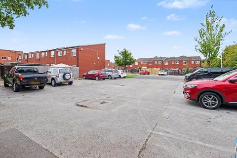 1 bedroom flat for sale, Kirkby-in-Ashfield NG17
