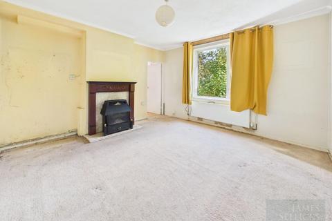 3 bedroom semi-detached house for sale, Chadwell Road, New Parks, Leicester