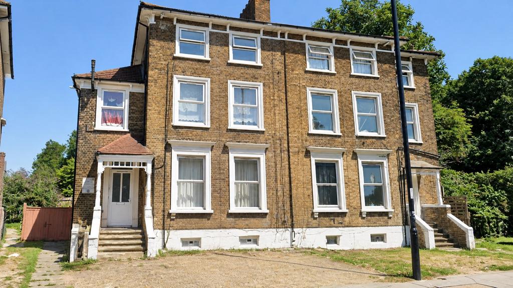 Coombe Road, Croydon CR0 4 bed block of apartments for sale - £720,000