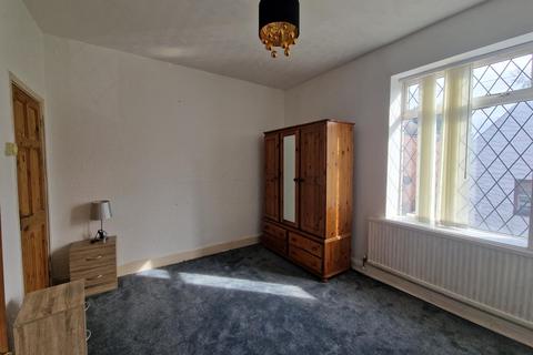 2 bedroom terraced house to rent, Low Green, Knottingley, WF11