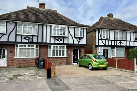 3 bed property for rent in St. James Park Road, Margate