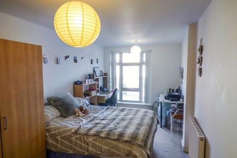 2 bedroom flat to rent, Apt 11 Dain Court, B29 6BD