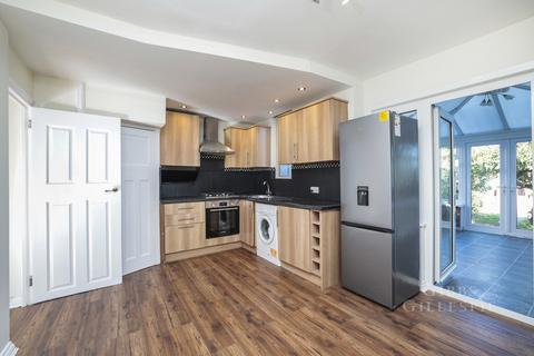 3 bedroom semi-detached house to rent, Misbourne Road, Uxbridge, UB10