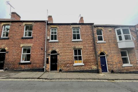6 bed house for rent in Flass Street, Durham DH1