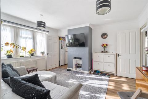 2 bedroom flat for sale, Mayfields, Keynsham, Bristol