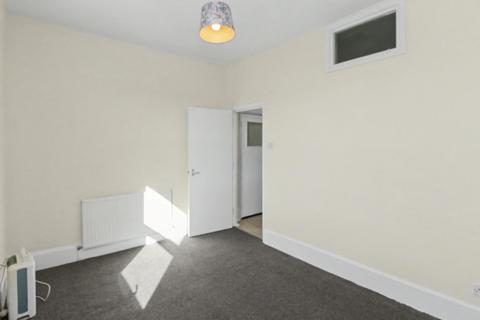1 bedroom flat for sale, Flat 8, 23-25 St Andrews Road, Southsea, Hamphsire, PO5 1EP