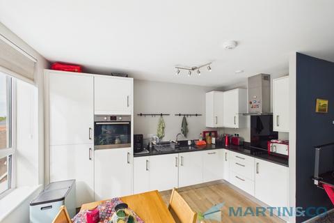 2 bedroom apartment for sale, Azure Court, Tonbridge TN9