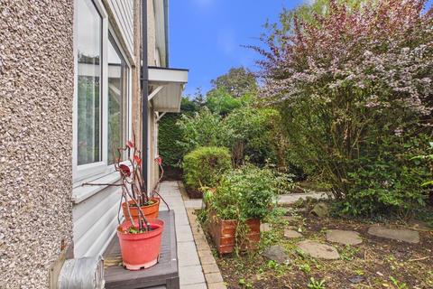 3 bedroom end of terrace house for sale, 13 Hall Park, Burneside, LA9 6QF