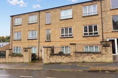 2 bedroom flat for sale, Claremount Road, Halifax HX3