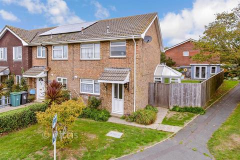 3 bedroom end of terrace house for sale, Lanes End, Totland Bay PO39