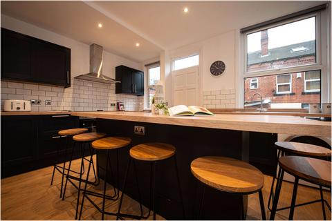 7 bedroom house to rent, Archery Road, Leeds LS2