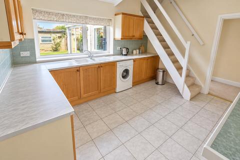 3 bedroom bungalow for sale, Limbury Road, Luton, LU3 2PJ