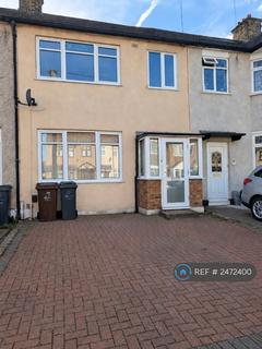 3 bedroom terraced house to rent, Gay Gardens, Dagenham, RM10
