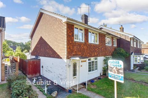 3 bedroom end of terrace house for sale, Strathmore Road, Crawley RH11