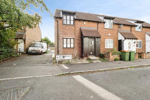 2 bedroom end of terrace house for sale, St. Michaels Close, London, E16