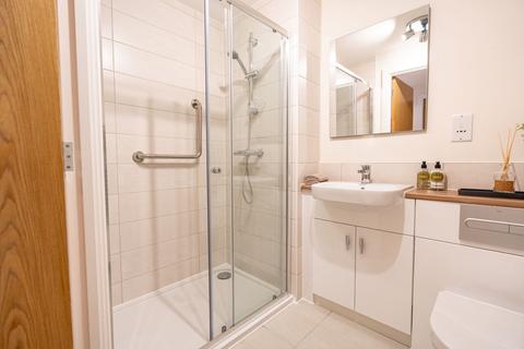 1 bedroom retirement property to rent, Hampton Close, Southampton SO15