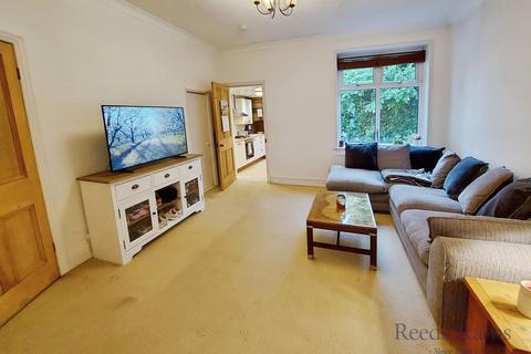 3 bedroom end of terrace house to rent, Manchester Road, Cheshire SK9