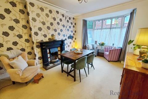 3 bedroom end of terrace house to rent, Manchester Road, Cheshire SK9