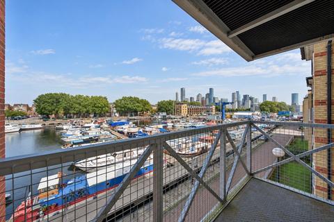 2 bedroom flat for sale, London, SE16