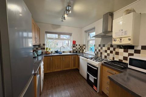 4 bed property for rent in Coulston Road, Lancaster LA1