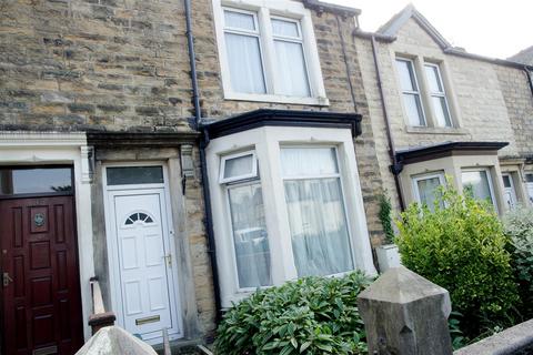 4 bed property for rent in Coulston Road, Lancaster LA1