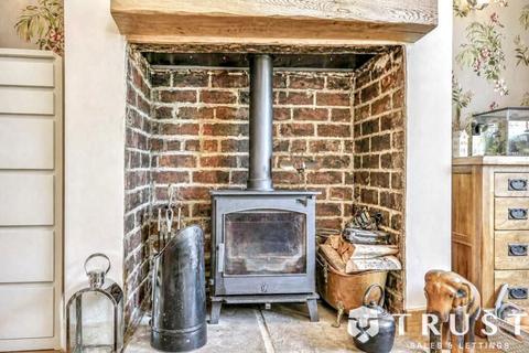 2 bedroom terraced house for sale, Lees Hall Road, Dewsbury, West Yorkshire, WF12 9HB