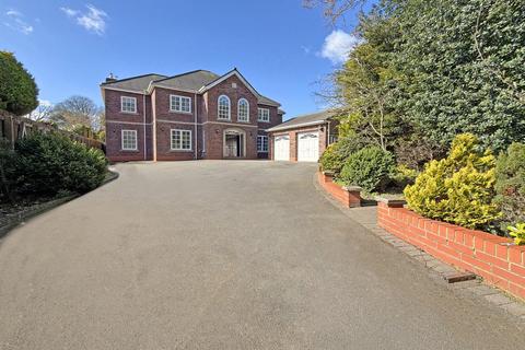 6 bed detached house for rent in Elwick Road, Hartlepool, TS26 0
