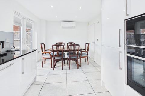 3 bedroom end of terrace house for sale, Atlanta Gardens, Great Sankey, WA5