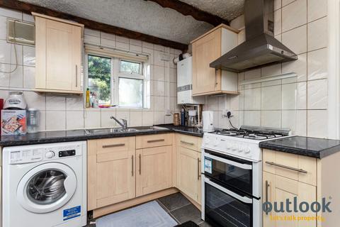 3 bedroom house to rent, Church Street, Stratford, London, E15