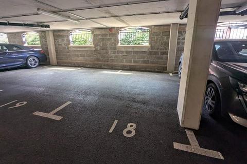 2 bedroom house to rent, Austin Court Diglis Worcester