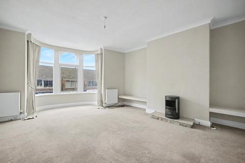 3 bed flat/apartment for rent in Heywood Road, Harrogate, North Yorkshire, HG2