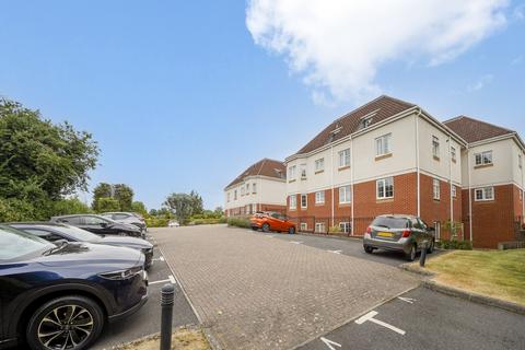 2 bedroom flat for sale, Gibbs Green, Edgware, HA8