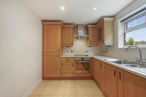 2 bedroom flat for sale, Gibbs Green, Edgware, HA8