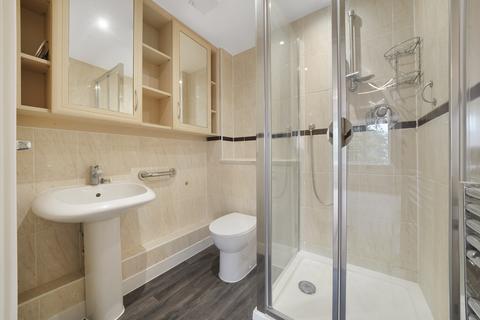 2 bedroom flat for sale, Gibbs Green, Edgware, HA8