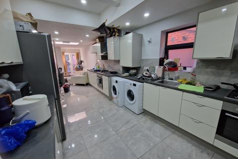 1 bedroom in a house share to rent, St. Edwards Road, BIRMINGHAM, B29