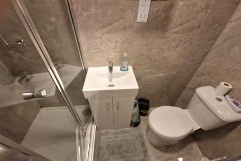 1 bedroom in a house share to rent, St. Edwards Road, BIRMINGHAM, B29