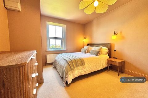 1 bed room for rent in Treyew Road, Truro, TR1